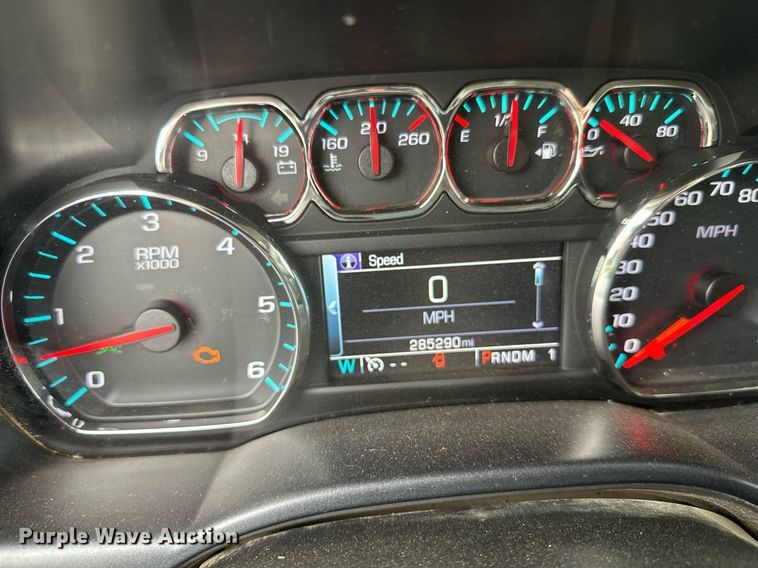 image for item DT6336 2016 Chevrolet Silverado 2500HD LT Double Cab pickup truck