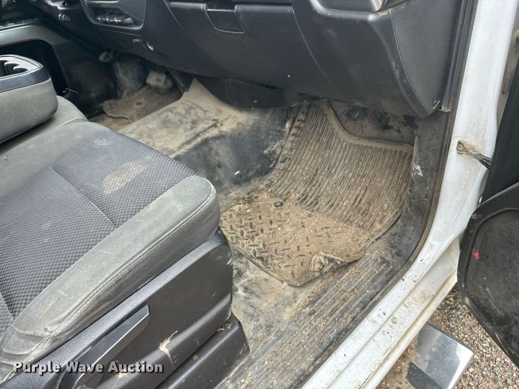 image for item DT6336 2016 Chevrolet Silverado 2500HD LT Double Cab pickup truck