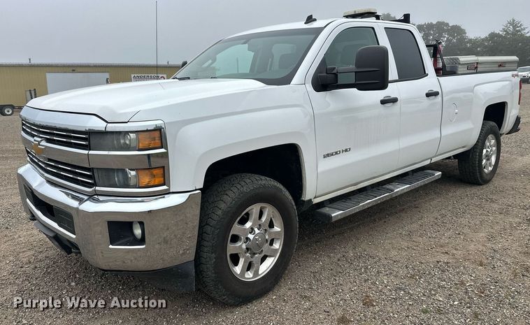 image for item DT6337 2015 Chevrolet Silverado 2500HD LT Double Cab pickup truck