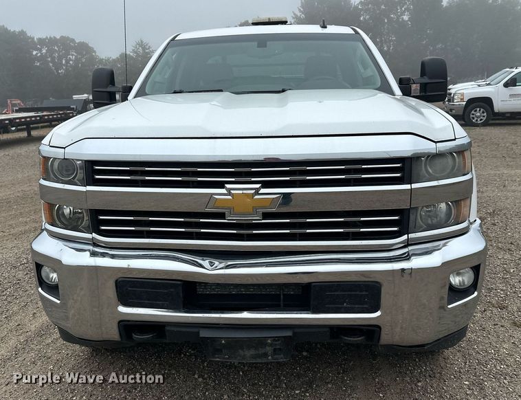 image for item DT6337 2015 Chevrolet Silverado 2500HD LT Double Cab pickup truck