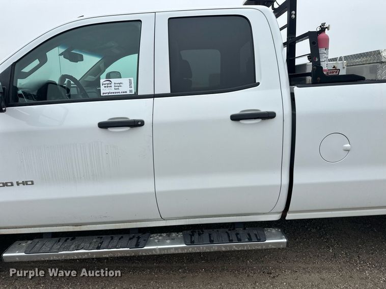 image for item DT6337 2015 Chevrolet Silverado 2500HD LT Double Cab pickup truck