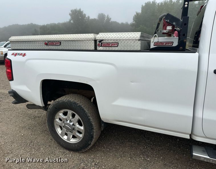 image for item DT6337 2015 Chevrolet Silverado 2500HD LT Double Cab pickup truck