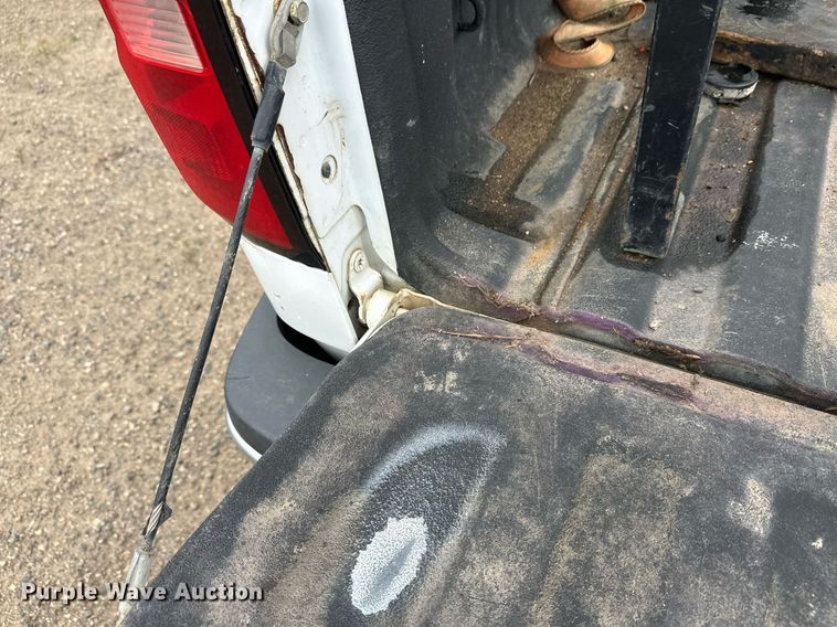 image for item DT6337 2015 Chevrolet Silverado 2500HD LT Double Cab pickup truck