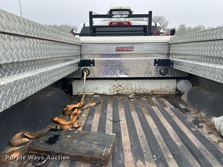 image for item DT6337 2015 Chevrolet Silverado 2500HD LT Double Cab pickup truck