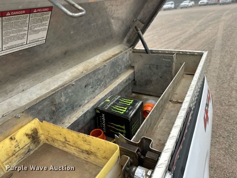 image for item DT6337 2015 Chevrolet Silverado 2500HD LT Double Cab pickup truck