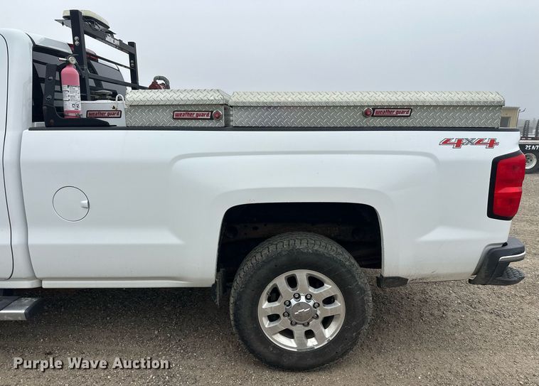 image for item DT6337 2015 Chevrolet Silverado 2500HD LT Double Cab pickup truck