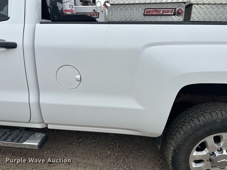 image for item DT6337 2015 Chevrolet Silverado 2500HD LT Double Cab pickup truck