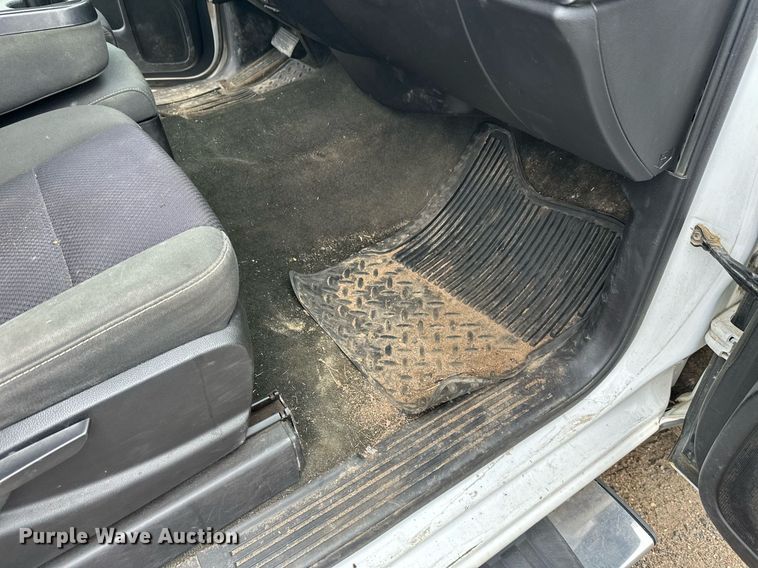 image for item DT6337 2015 Chevrolet Silverado 2500HD LT Double Cab pickup truck