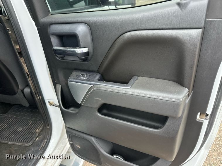 image for item DT6337 2015 Chevrolet Silverado 2500HD LT Double Cab pickup truck