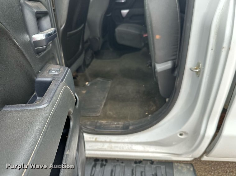 image for item DT6337 2015 Chevrolet Silverado 2500HD LT Double Cab pickup truck