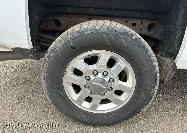 image for item DT6337 2015 Chevrolet Silverado 2500HD LT Double Cab pickup truck