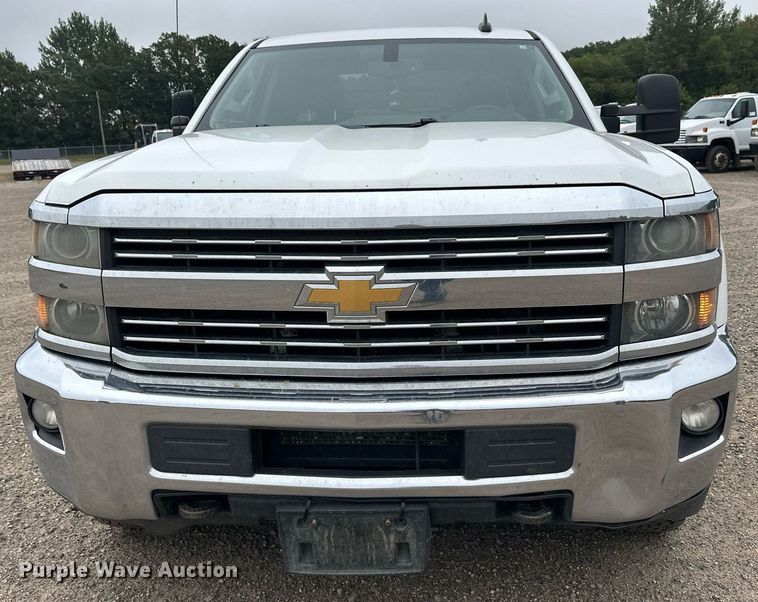 image for item DT6345 2016 Chevrolet Silverado 2500HD LT Double Cab pickup truck