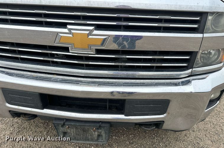 image for item DT6345 2016 Chevrolet Silverado 2500HD LT Double Cab pickup truck