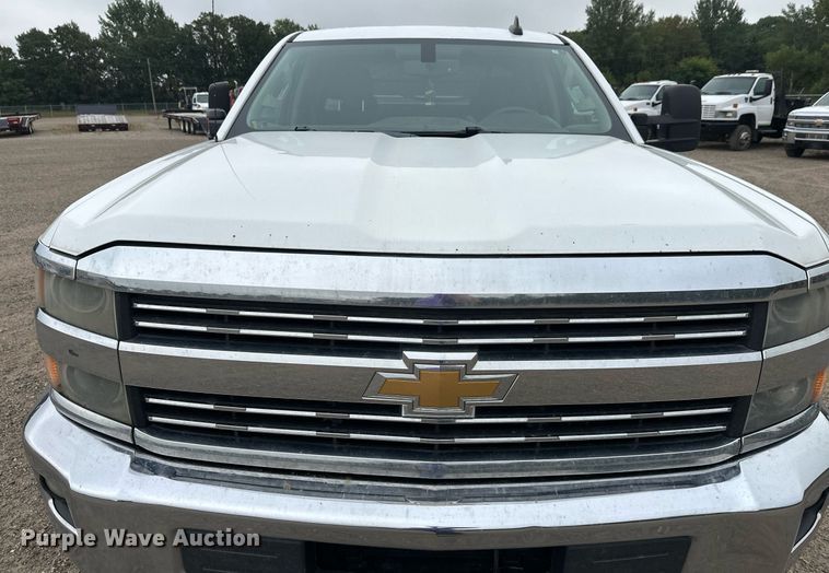 image for item DT6345 2016 Chevrolet Silverado 2500HD LT Double Cab pickup truck