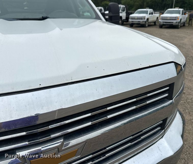 image for item DT6345 2016 Chevrolet Silverado 2500HD LT Double Cab pickup truck