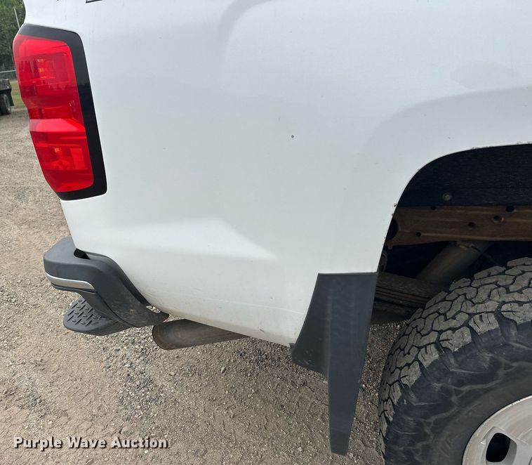 image for item DT6345 2016 Chevrolet Silverado 2500HD LT Double Cab pickup truck