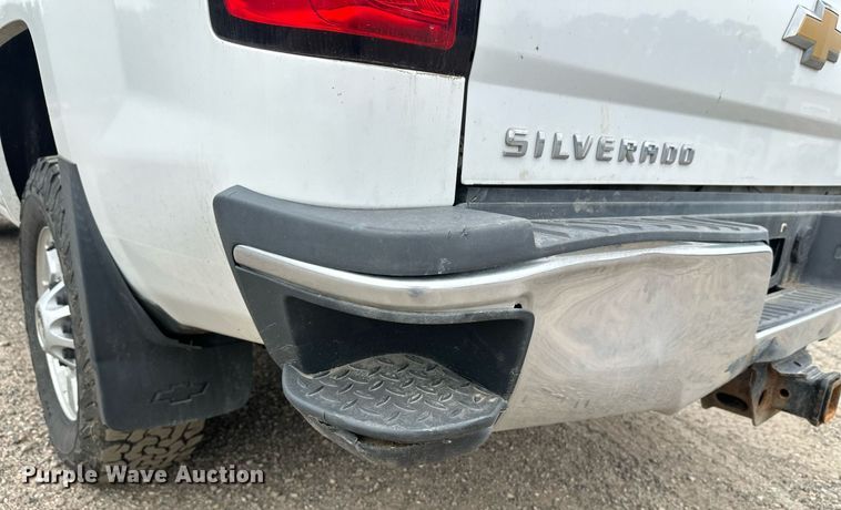 image for item DT6345 2016 Chevrolet Silverado 2500HD LT Double Cab pickup truck