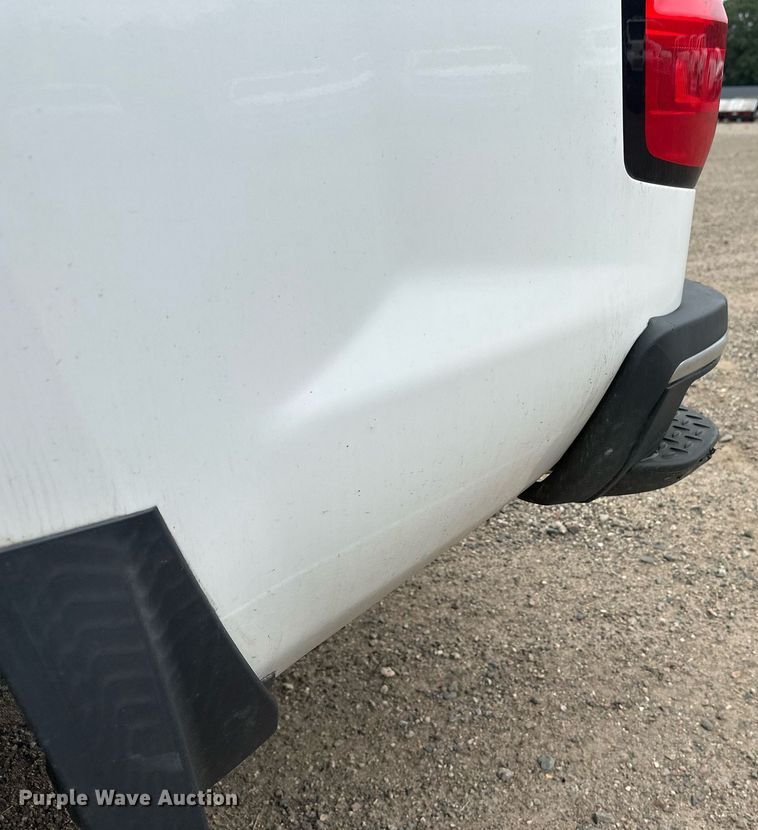 image for item DT6345 2016 Chevrolet Silverado 2500HD LT Double Cab pickup truck