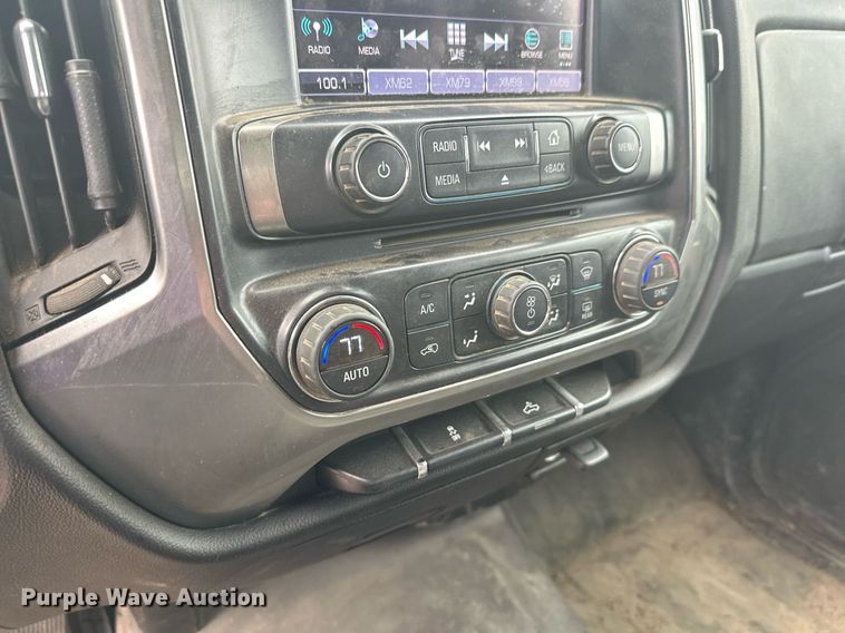 image for item DT6345 2016 Chevrolet Silverado 2500HD LT Double Cab pickup truck