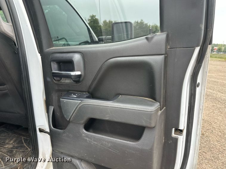 image for item DT6345 2016 Chevrolet Silverado 2500HD LT Double Cab pickup truck