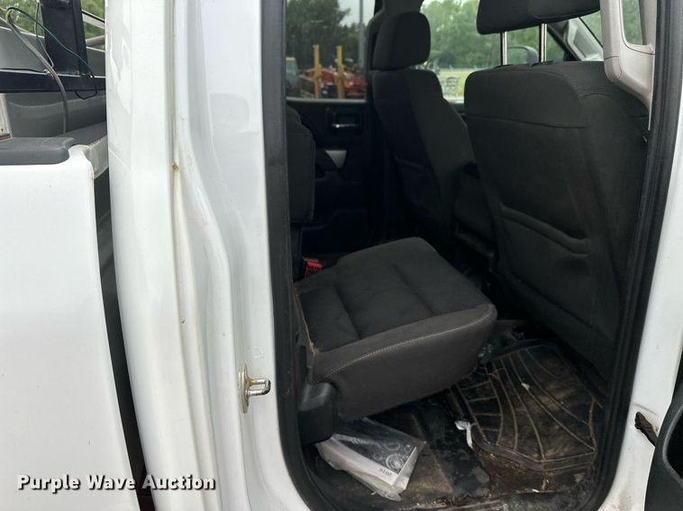 image for item DT6345 2016 Chevrolet Silverado 2500HD LT Double Cab pickup truck