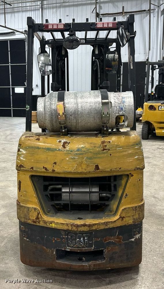 image for item DT6370 Caterpillar 2C50004 forklift