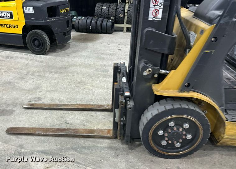image for item DT6370 Caterpillar 2C50004 forklift