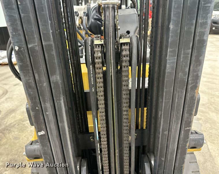 image for item DT6370 Caterpillar 2C50004 forklift