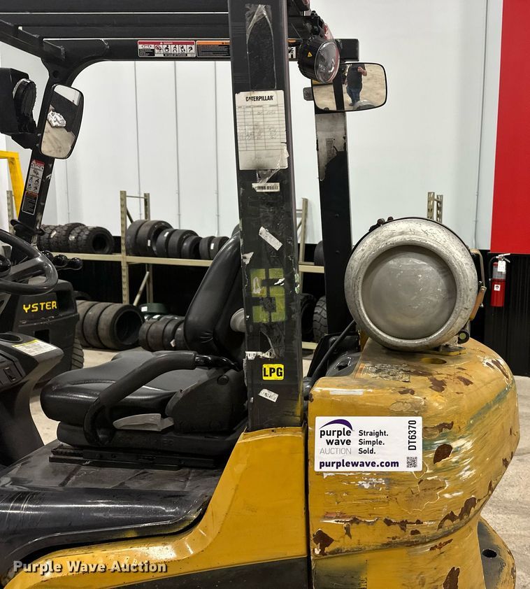 image for item DT6370 Caterpillar 2C50004 forklift