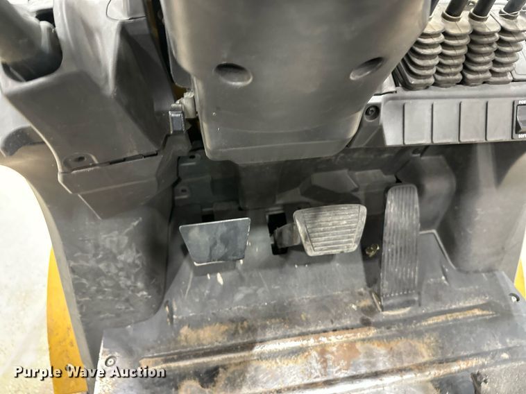 image for item DT6370 Caterpillar 2C50004 forklift