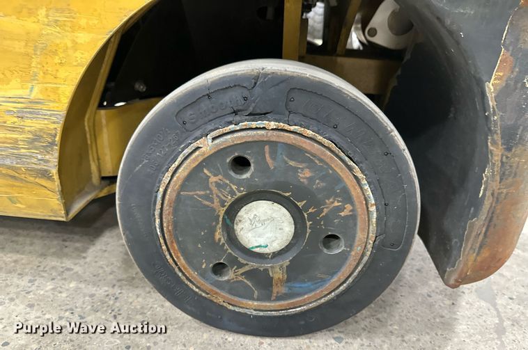 image for item DT6370 Caterpillar 2C50004 forklift