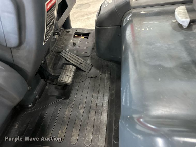 image for item DT6371 Caterpillar EP10000 forklift