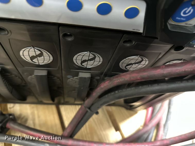 image for item DT6371 Caterpillar EP10000 forklift