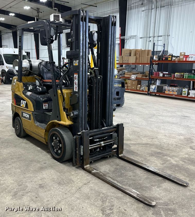 MONTACARGAS CATERPILLAR 2C50004