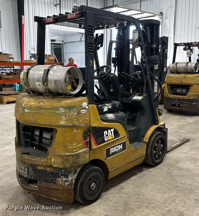MONTACARGAS CATERPILLAR 2C50004