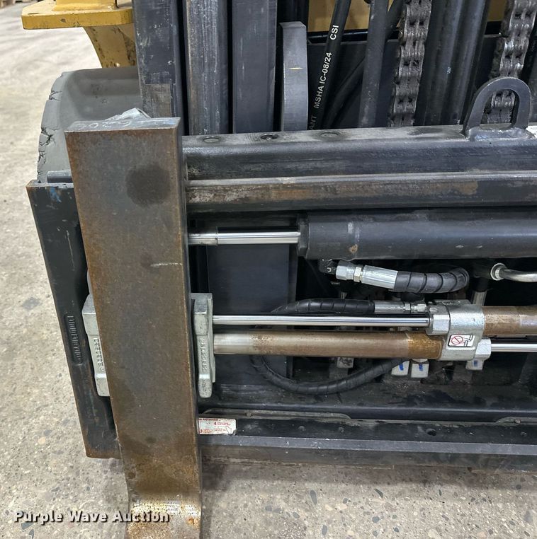 image for item DT6372 Caterpillar 2C50004 forklift