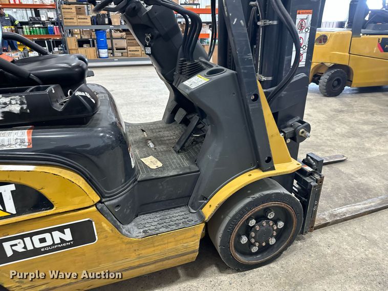 image for item DT6372 Caterpillar 2C50004 forklift