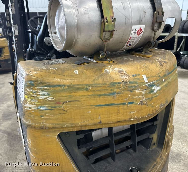 image for item DT6372 Caterpillar 2C50004 forklift