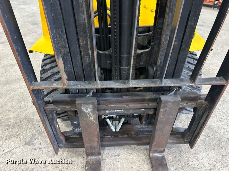 image for item DT6373 2021 Hyster H50XM forklift