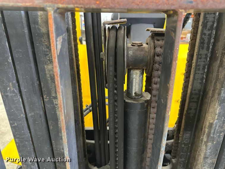 image for item DT6373 2021 Hyster H50XM forklift