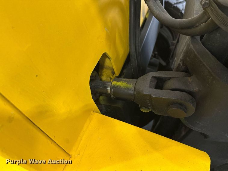 image for item DT6373 2021 Hyster H50XM forklift