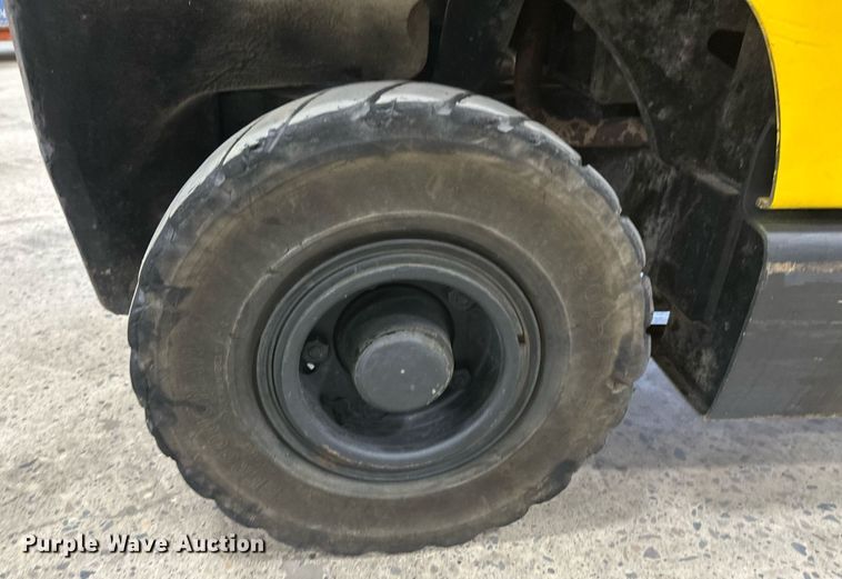 image for item DT6373 2021 Hyster H50XM forklift