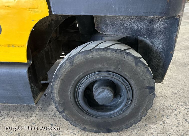 image for item DT6373 2021 Hyster H50XM forklift