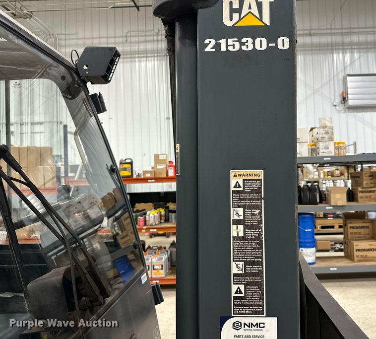 image for item DT6374 Caterpillar EP10000 forklift