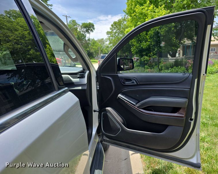 image for item DT6927 2015 GMC Yukon SLE SUV