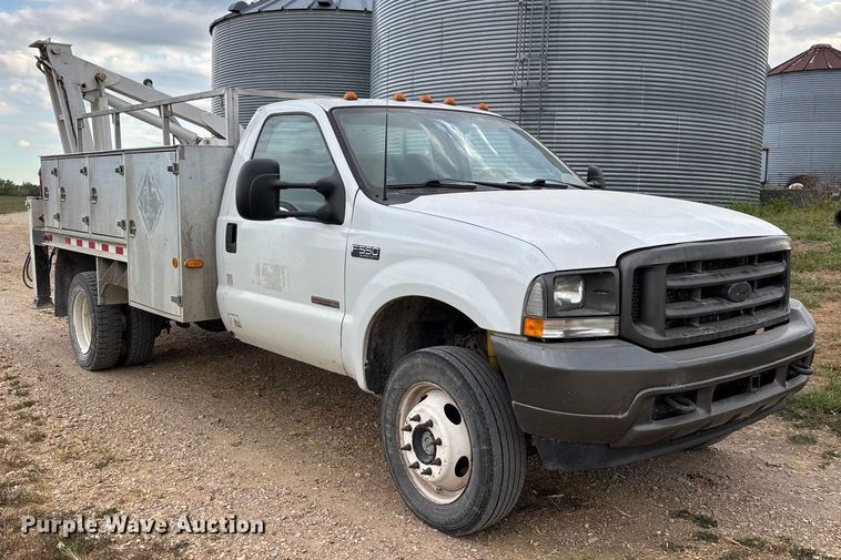 image for item DU1294 2003 Ford F550 Super Duty utility / service truck
