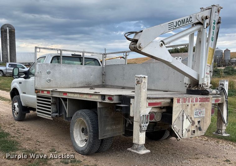 image for item DU1294 2003 Ford F550 Super Duty utility / service truck