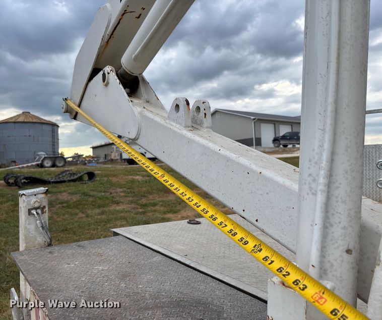 image for item DU1294 2003 Ford F550 Super Duty utility / service truck