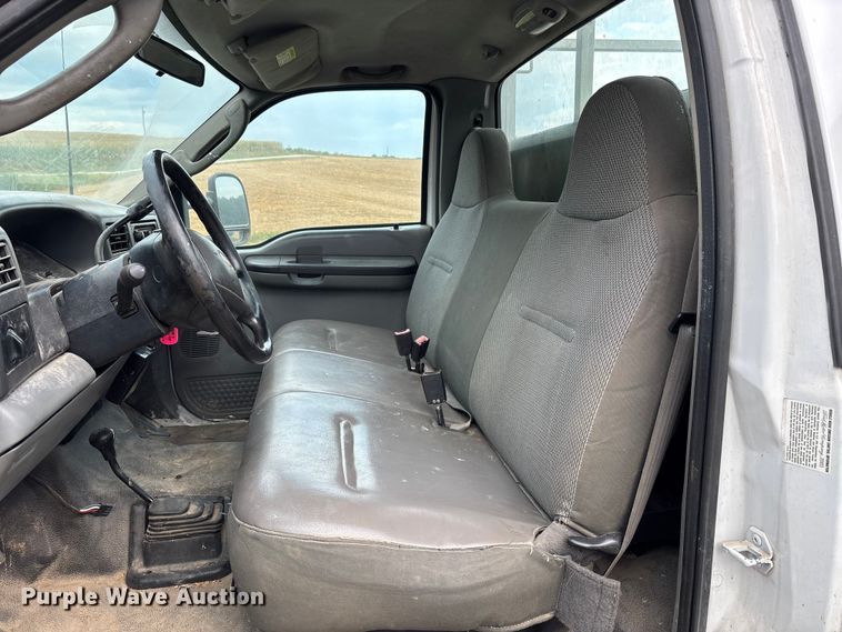 image for item DU1294 2003 Ford F550 Super Duty utility / service truck