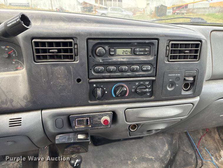 image for item DU1294 2003 Ford F550 Super Duty utility / service truck